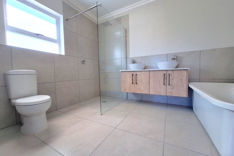 3 Bedroom Property for Sale in Shelley Point Western Cape